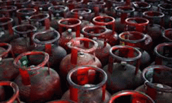 सरकार र उद्योगीबीच ग्यासको मूल्य १२ रुपैयाँ ७५ पैसा बढाउने सहमति