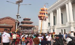 सभ्य बन्दै होली : अनुमति विना रङ दलिदिने र पानी खन्याइदिने दृश्य बिरलै