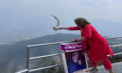 जब श्रीमान्को अस्तु बोकेर पोखरा आइन लोरेटा…