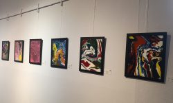 बबरमहलमा छचल्कियो ‘रङका तरङहरु’