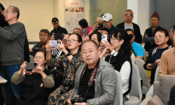 एक सय सदस्यीय चिनियाँ ‘फोटोग्राफर’ काठमाडौँमा