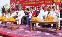 प्रचण्ड भन्छन्- संशोधनका नाममा संविधान उल्टाउने खेल भइरहेको छ, हामी सफल हुन दिन्नौँ