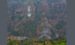 राहुघाटको बाँध पहिरोको जोखिममा