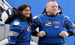 अन्तरिक्षमा ‘फसेका’ यात्री पृथ्वीमा फर्किए