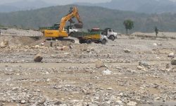 राजस्व नतिरेपछि खानीजन्य पदार्थ उत्खननमा रोक