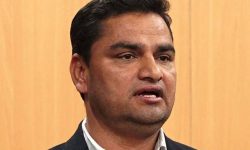 चिकित्सकले स्वास्थ्यमन्त्रीलाई बुझाए ज्ञापनपत्र