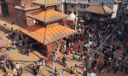 सिन्दुर खेलेर भक्तपुरमा मनाइयो सुथसिया जात्रा