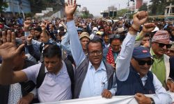 आन्दोलनका कारण तीनकुनेदेखि माइतिघर क्षेत्रमा यातायात सञ्चालन अस्तव्यस्त