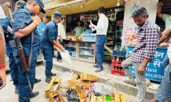 लहानमा राजमार्ग केन्द्रित होटल अनुगमन