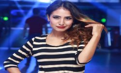 एनी कुँवर पक्राउ