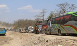 सुक्खा पहिरो खस्दा दाउन्नेमा यातायात सेवा अवरुद्ध