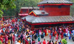 चैते दसैँमा बागलुङ कालिकामा भक्तजनको भिड