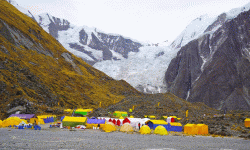 अन्नपूर्ण आधार शिविरमा पुग्न थाले आरोही