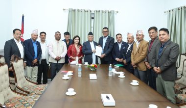 प्रधानमन्त्रीलाई सुनचाँदी व्यवसायीको ध्यानाकर्षण