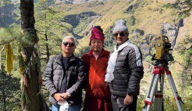 दामोदरकुण्ड–गुरुसाङ्वो गुफा पदमार्गमा सांसद भट्टचनको पहलमा दुई झोलुङ्गे पुल निर्माण हुने