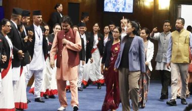 संसदमा रास्वपाको नाराबाजी, राप्रपाद्वारा बहिस्कार