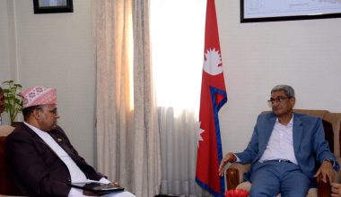 गृहमन्त्री लेखक र पर्यटनमन्त्री पाण्डेबीच मझगाउँ विमानस्थलबारे छलफल