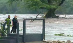 टेक्सासमा बाढीका कारण ज्यान गुमाउनेको सङ्ख्या १०० नाघ्यो, उद्धार कार्य जारी