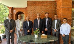 नवनिर्वाचित सिएनआई पदाधिकारीको सभापति देउवासँग छलफल