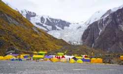 मनसुन याममा अन्नपूर्ण आधार शिविरमा पर्यटक भरिभराउ