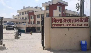 बैतडीको अस्पतालमा पहिलो पटक हर्नियाको शल्यक्रिया