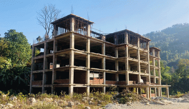 म्याद थप्दासमेत सम्पन्न भएन प्रशासकीय भवन