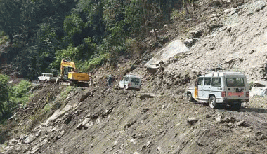 बेँसीसहर/चामे सडकमा राति सवारी सञ्चालनमा रोक