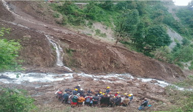 पहिरोमा बेपत्ता बालकको शव भेटियो