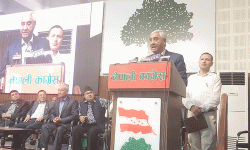 ‘सरकारले उद्योगी र व्यवसायीलाई प्रोत्साहित गर्नुपर्छ’