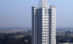 झापाको बिजनेस टावरमा सर्वसाधरणको आकर्षण