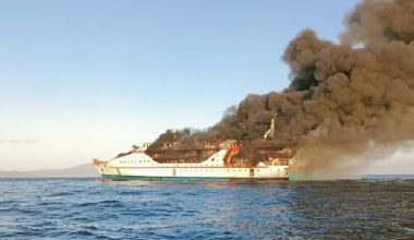 इन्डोनेसियामा यात्रुबाहक पानीजहाजमा आगलागी हुँदा तीन जनाको मृत्यु, करिब १५० को उद्धार