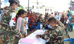 नेपाली सेनाले आयोजना गरेको स्वास्थ्य शिविरमा एक सय ५८ जना लाभान्वित