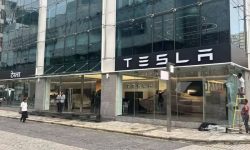 पहिलो शोरूमका साथ टेस्लाको भारतमा प्रवेश