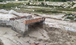 बाढीले उपल्लो मुस्ताङमा चार पुल बगायो २ पुलमा क्षति