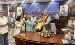 ट्रक यातायात व्यवसायीले दिए बागमती प्रदेशका नव नियुक्त मुख्यमन्त्री र मन्त्रीहरूलाई बधाई