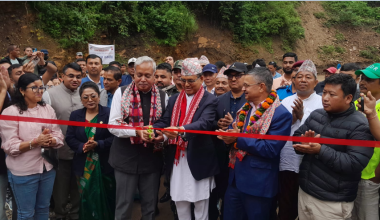 भौतिक पूर्वाधारमन्त्रीद्वारा बेलिब्रिज उद्घाटन