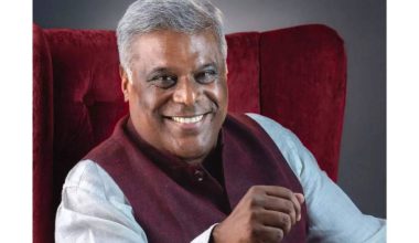 केन्द्रीय भूमिकाबिना पर्दामा नफर्किने कलाकार आशिषको घोषणा