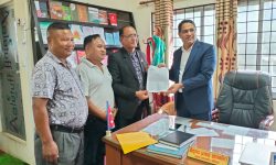 अध्यक्ष र पालिका शिक्षा शाखा प्रमुखलाई ज्ञापन पत्र बुझाउँदै प्याब्सनले सुरू गर्यो देशभर आन्दोलन