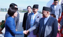 प्रधानमन्त्री ओली चीनमा, राष्ट्रपति सीसँग आजै भेटवार्ता