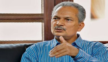 डा भट्टराईद्वारा विभिन्न राजनीतिक दलका नेतासंग छलफल