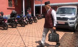 उपसभामुख रानालाई हटाउन एमाले सांसदलाई खाली कागजमा हस्ताक्षर गर्न लगाइयो