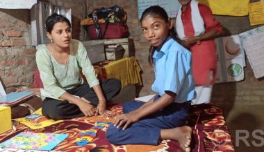 अपाङ्गता भएका बालबालिकालाई घरमै विद्यालय