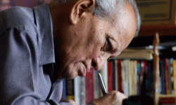 यस वर्षको भैरव पुरस्कार हाँस्य व्यङ्ग्यकार प्रधानलाई