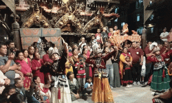 मध्यपुरथिमिको बोडेमा नीलबाराही नाच सुरु