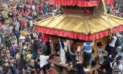 भक्तपुरमा यसरी प्रदर्शन हुँदै छ ‘निलबाराही द्यो प्याखँ’