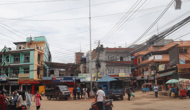 सुरक्षाका लागि बजार क्षेत्रमा ‘हाई मास्क लाइट’ जडान