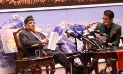 सरकारले नै शिक्षा विधेयक अड्कायोः अध्यक्ष दाहाल