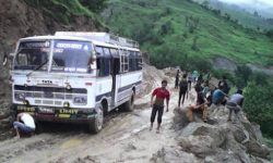 अवरुद्ध भएको साँफे-मार्तडी राजमार्ग सञ्चालनमा