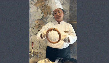 तारे होटलमा तात्तातो कोदोको सेल !