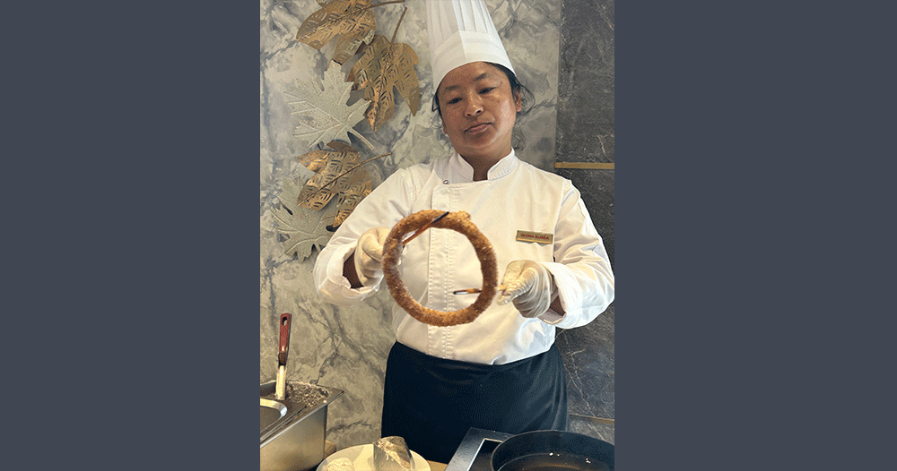 तारे होटलमा तात्तातो कोदोको सेल !